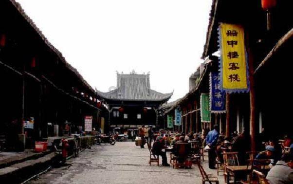成都一袭汉服课堂科技有限责任公司:简析宰相制度的历史脉络